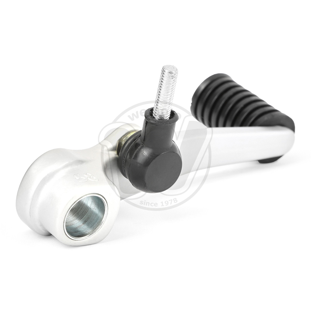 0EA3734_ad8154 three.jpg